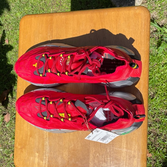 Reebok Zig Kinetica II - Red Ranger from Mighty Morphin Power Rangers main image 4